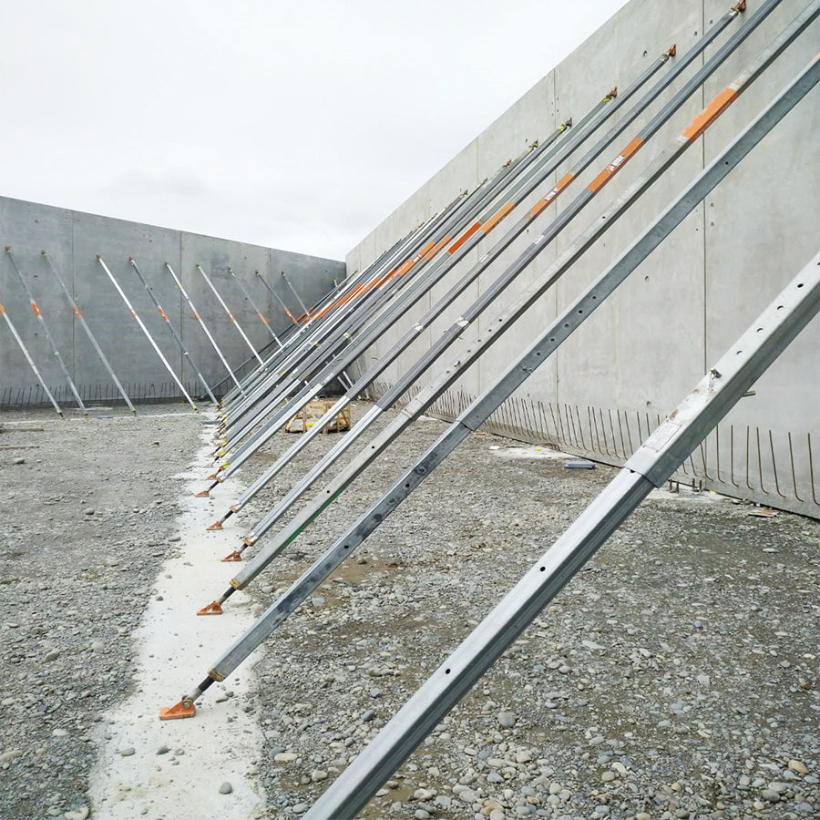 Adjustable Tilt Panel Props