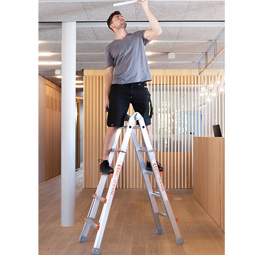 The Waku Telescopic Ladder