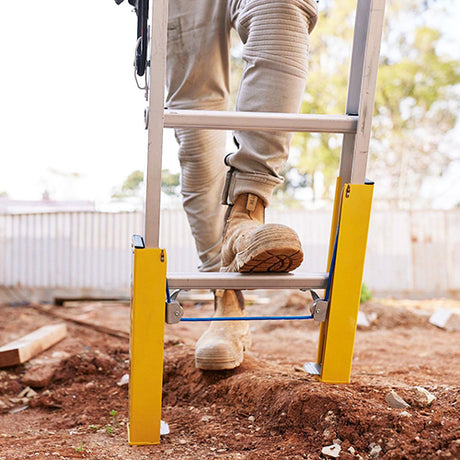 Bailey Pro Extension Ladders with Levelling Feet