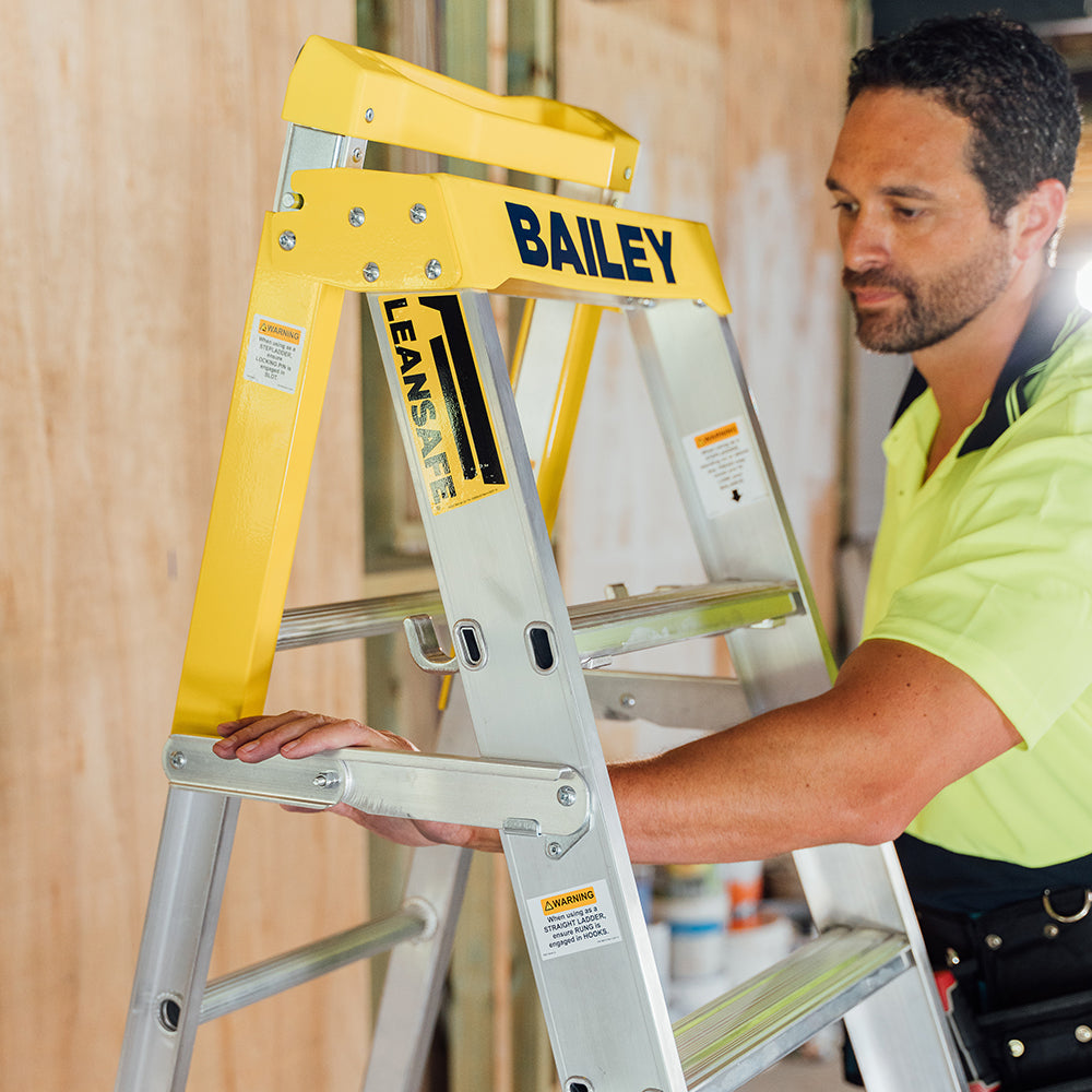 Bailey Pro Punchlock Step Extension Ladder